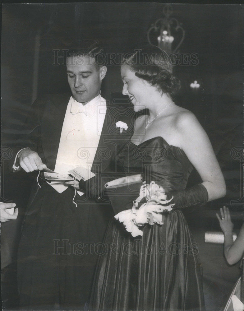 1955 Press Photo July bride Cristie Lasater - Historic Images