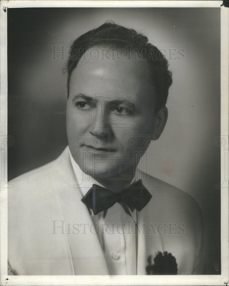 1990 Press Photo Frank Laurie and His Orchestra Play for Dancing - Historic Images