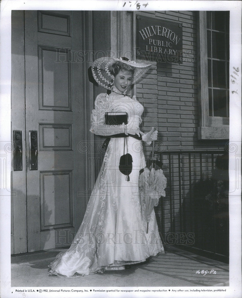 1952 Press Photo Piper Laurie Portrays Millicent Blaisdell &quot;Anybody See My Gal&quot; - Historic Images