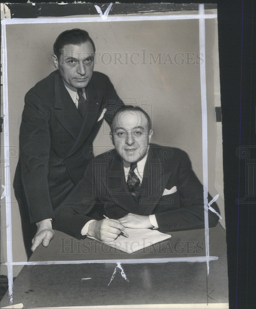 1937 Press Photo Alexander Mayerson Business Executive - Historic Images