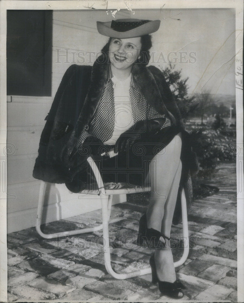 1946 Press Photo Mrs Lucy Malcombson To Marry Gregory Boyington - Historic Images