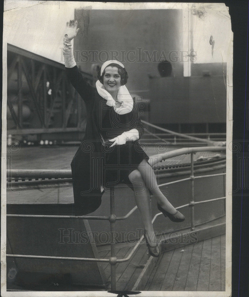 1930 Press Photo Singer Gina Malo - Historic Images