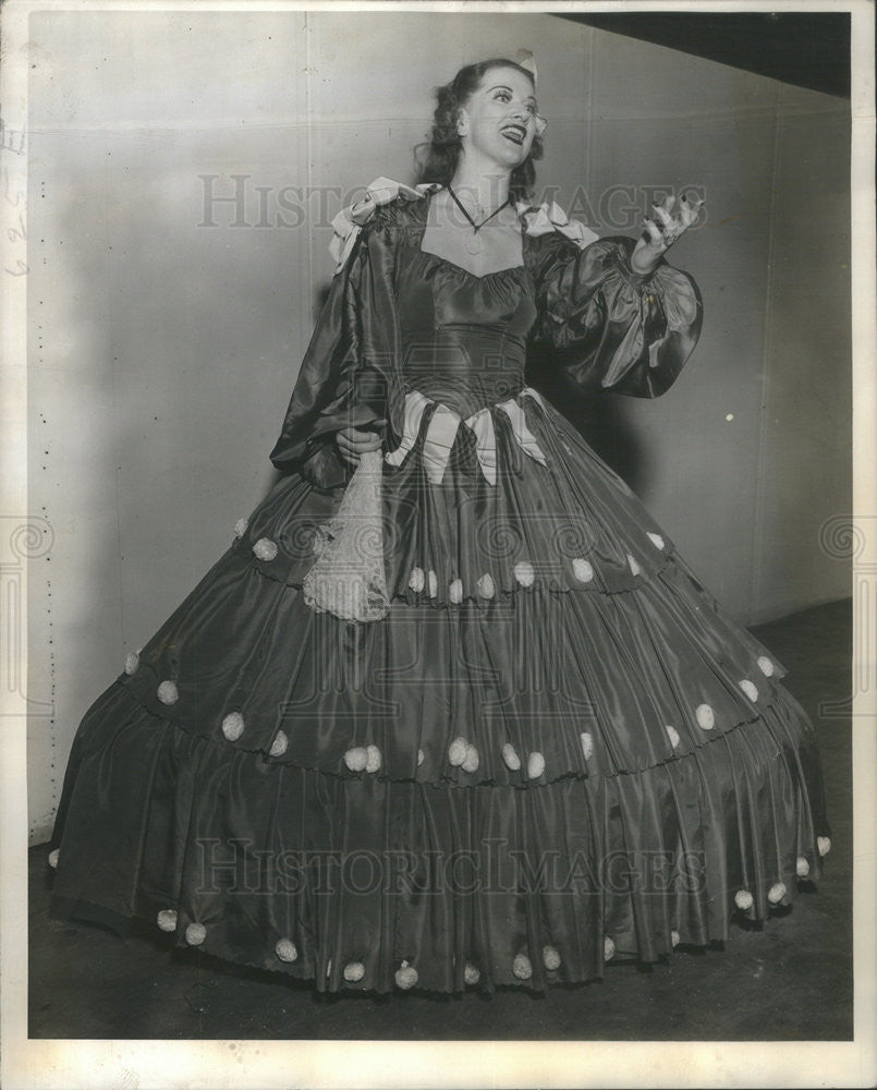 1941 Press Photo Ruby Mercer,singer - Historic Images