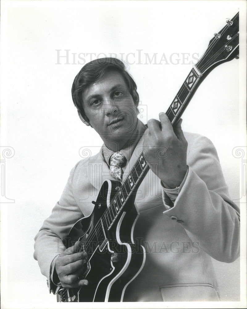 1968 Press Photo Singer Will Mercier - Historic Images