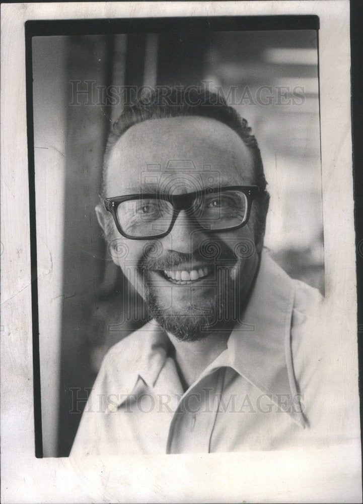 1975 Press Photo leonardo nierman Artist - Historic Images