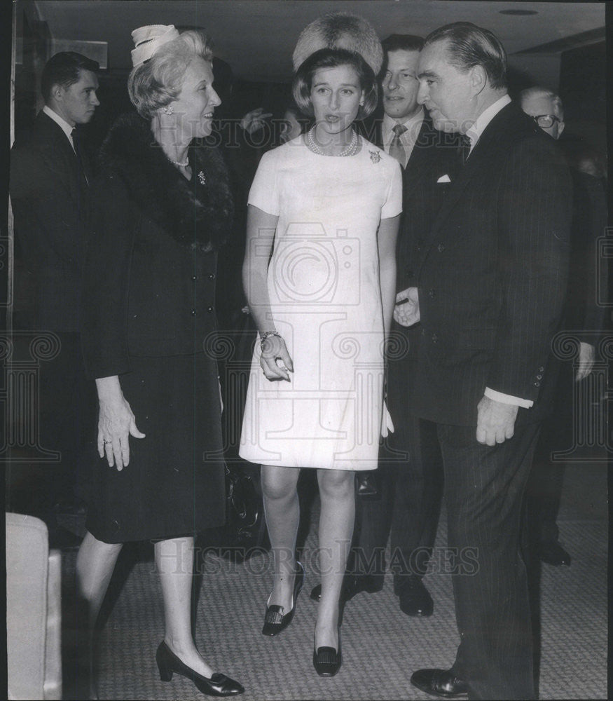 1967 Press Photo Princess Alexandra Ogilvy,Mrs L Spacek &amp;W Ellis - Historic Images