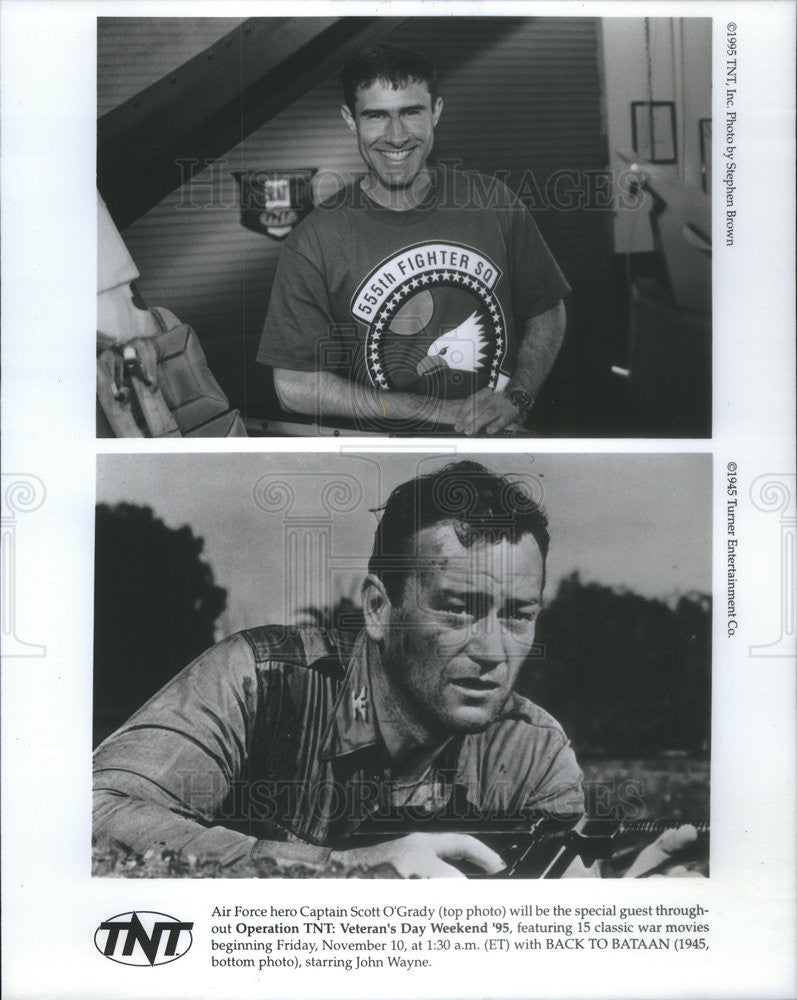 1995 Press Photo Captain Scott O&#39;Grady Air Force John Wayne Actor Back Bataan - Historic Images