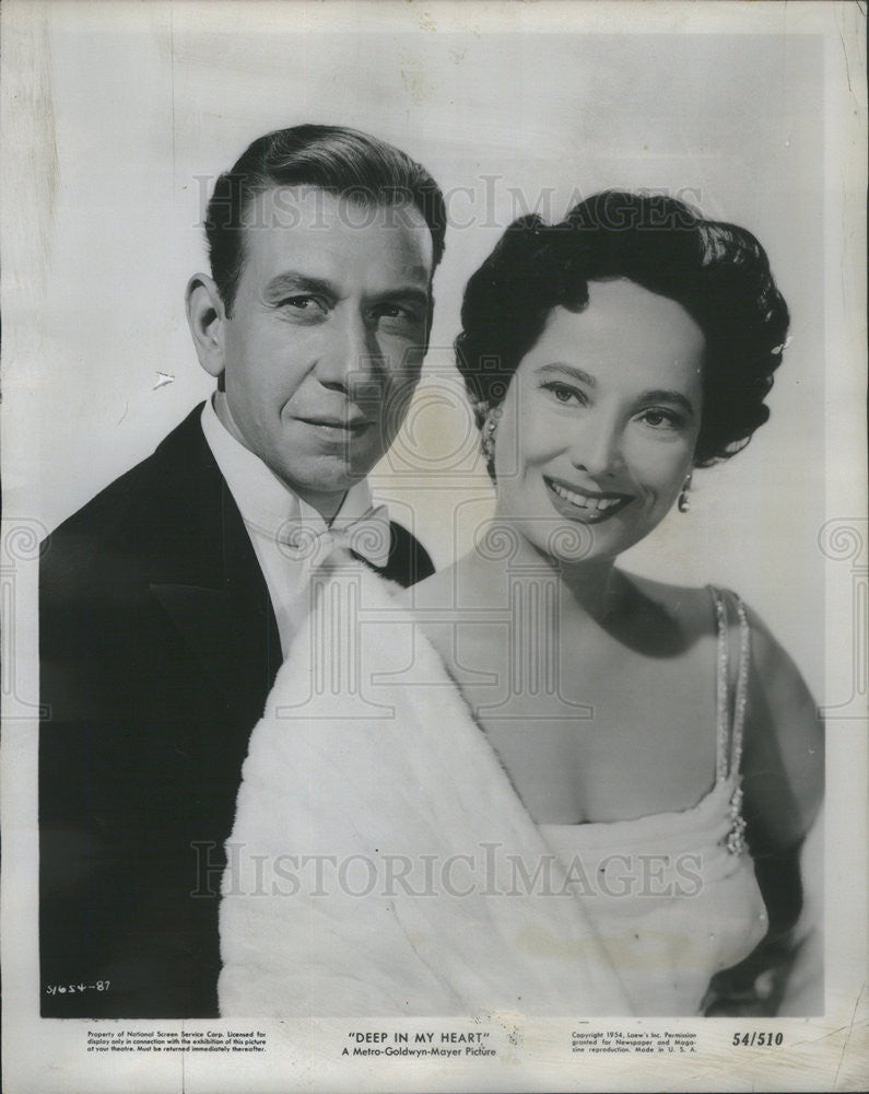 1954 Press Photo Jose Ferrer and Merle Oberon - Historic Images