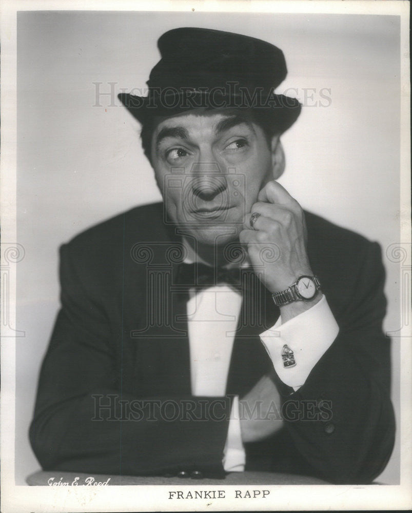 1958 Press Photo Frankie Rapp in his Comedy at Mangam&#39;s Chateau - Historic Images