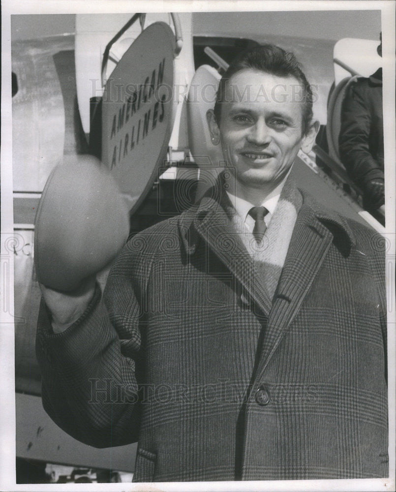 1961 Press Photo Hungarian Athlete IstvÃƒÂ¡n RÃƒÂ³zsavÃƒÂ¶lgyi - Historic Images