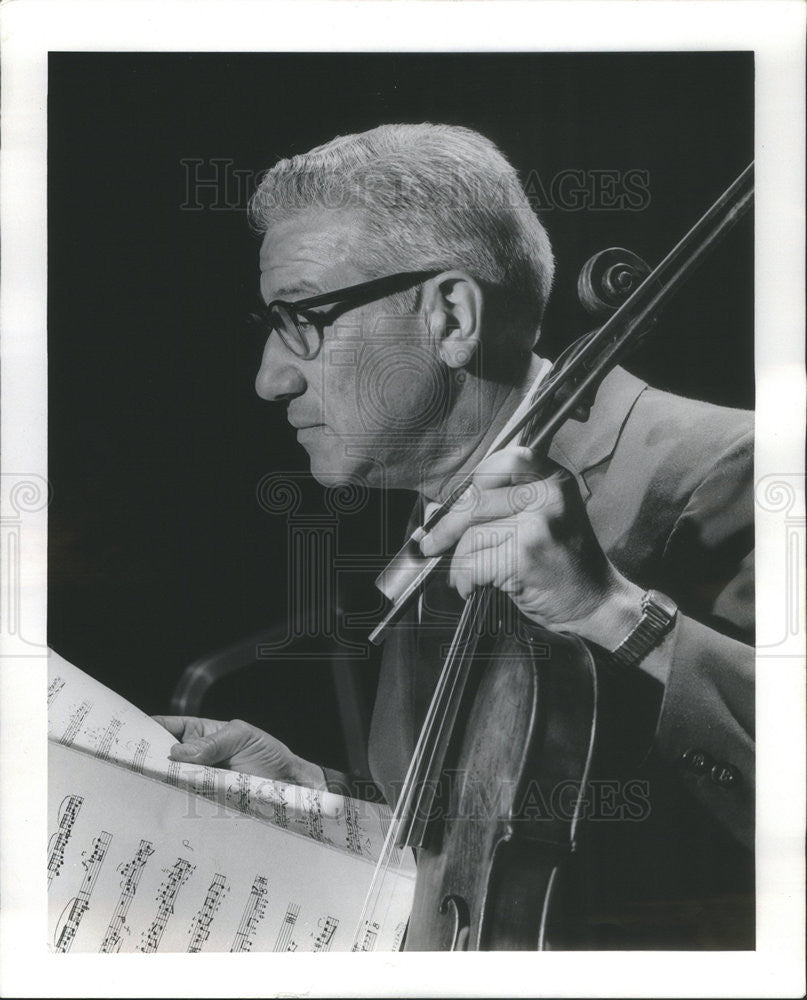 1977 Press Photo Isadore Zverow,violinist - Historic Images