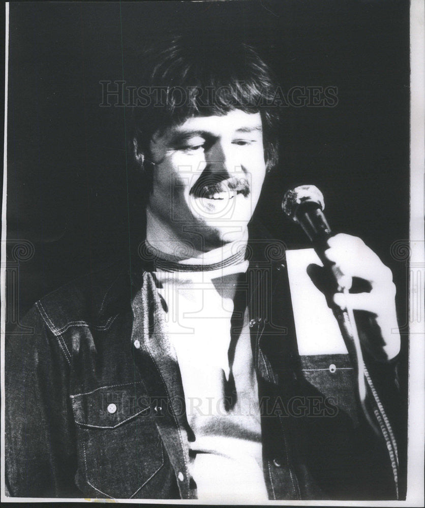 1972 Press Photo American Comedian Singer And Songwriter Paul &quot;Biff&quot; Rose - Historic Images