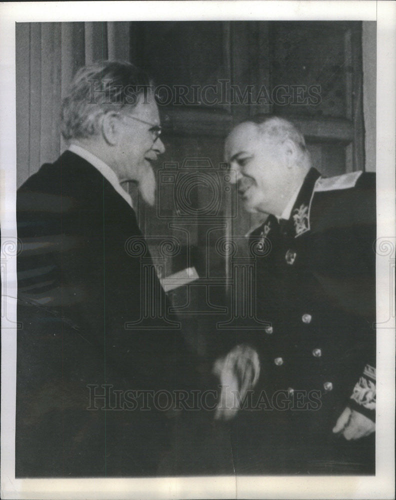 1944 Press Photo Michael Kalinin President Presidium USSR Greets Ivan Maisky - Historic Images