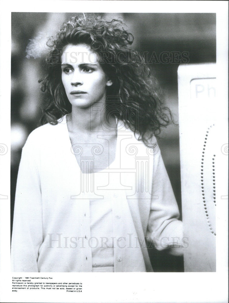 1994 Press Photo Julia Roberts Stars a Woman Stalked by the Abusive Husband - Historic Images