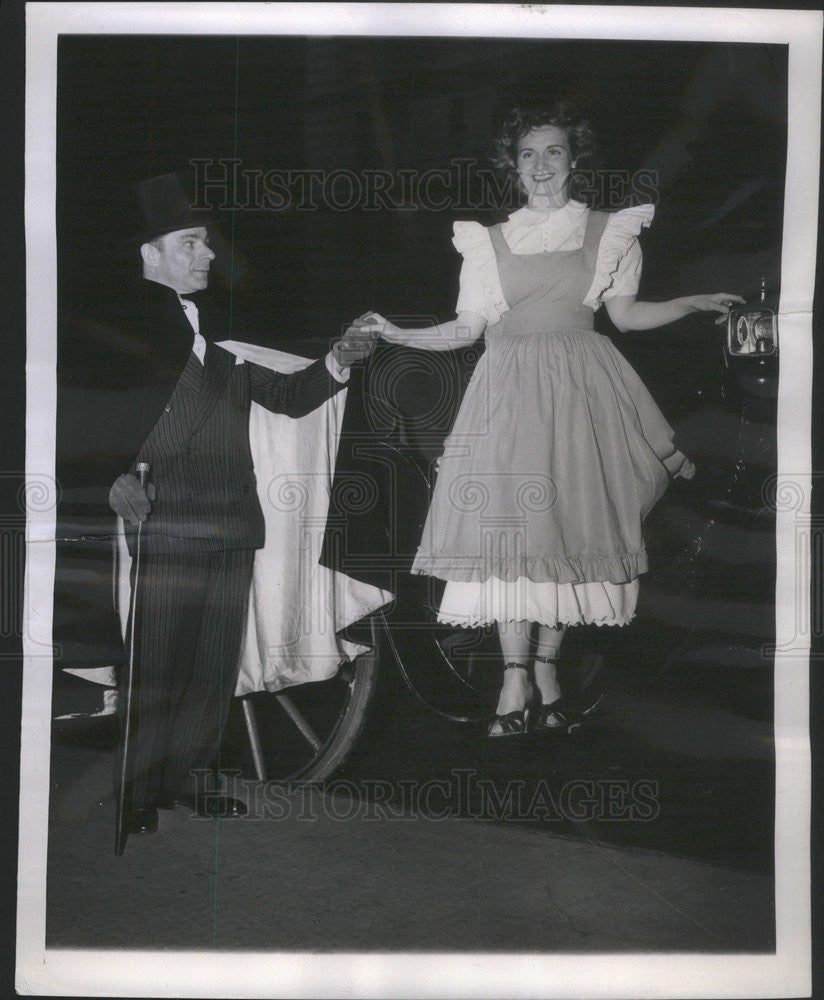 1944 Press Photo Joan Roberts. - Historic Images