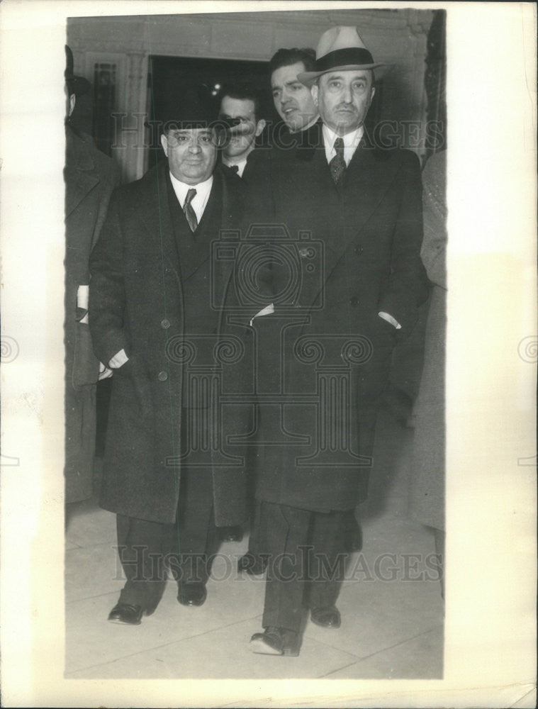 1936 Press Photo Mayor Laguardia Edward F McGrady Asst Secretary Of Labor - Historic Images