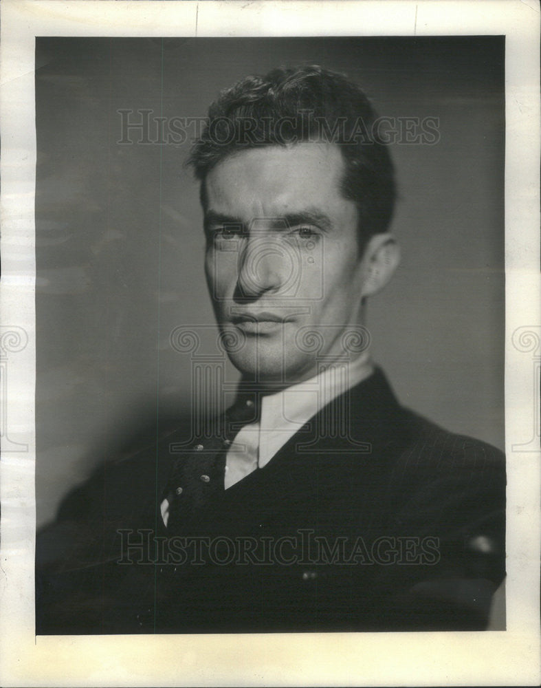 1947 Press Photo Professor W. McGovern - Historic Images