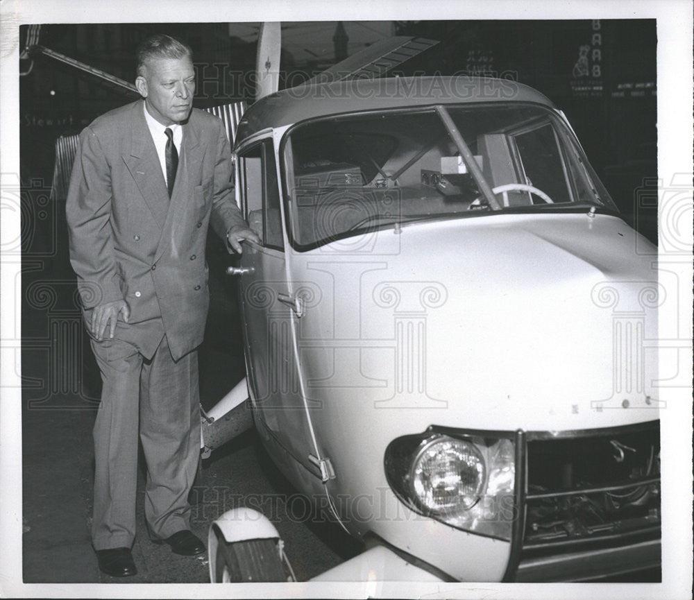 1954 Press Photo Brig Gen Lester Maitland inspects an Aerocar - Historic Images