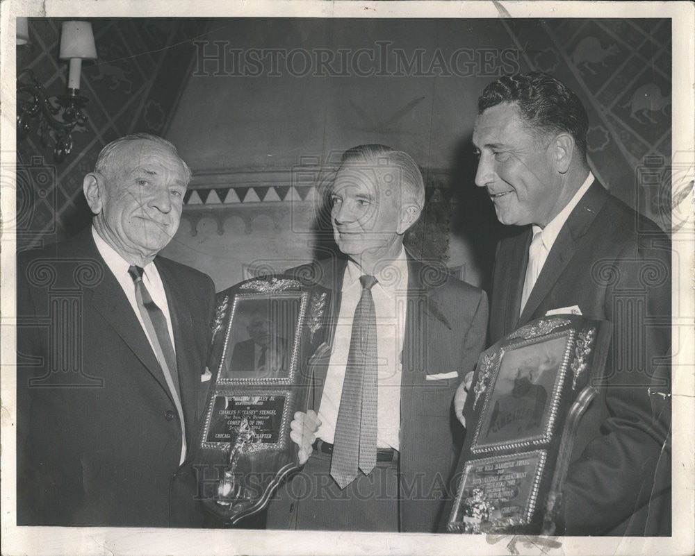 1962 Press Photo Edgar Munzel.Sun Times,Casey Stengel and Fred Hutchinson - Historic Images