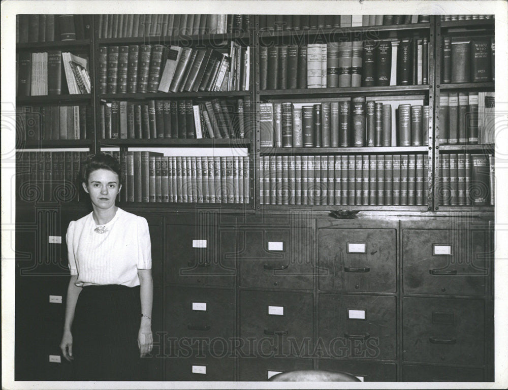 Press Photo Mrs William (Paula) Stone, Sun-Times Employee - Historic Images