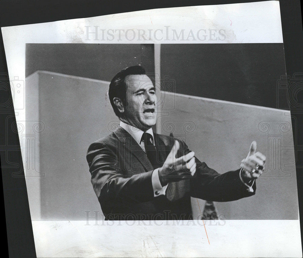 1974 Press Photo Oral Robert is suing  the American Bar Association to force the - Historic Images