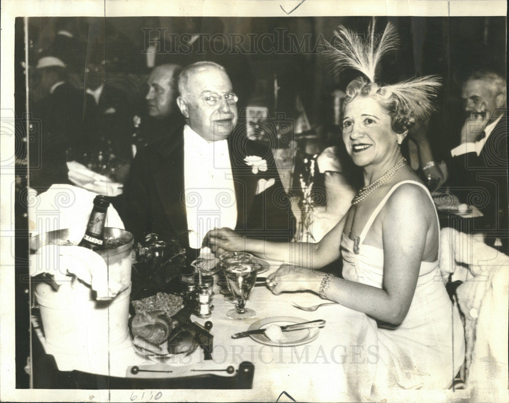 1938 Press Photo Judge Lauer and Wife Suspected of Jewelry Smuggling - Historic Images