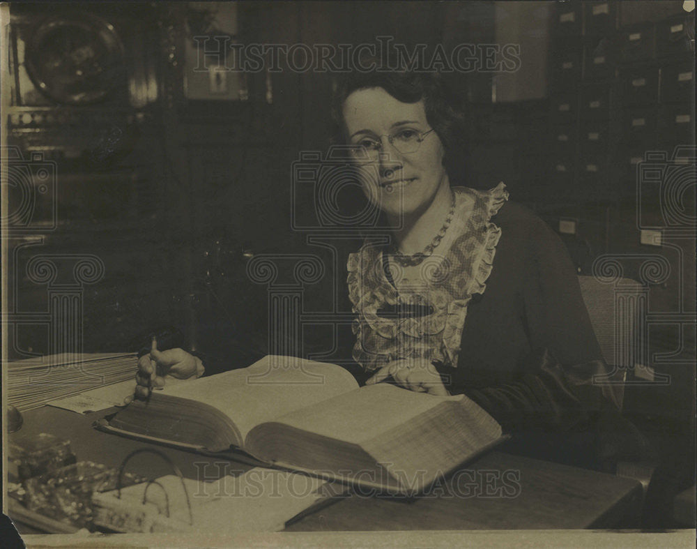 1935 Press Photo Mrs Joseph Myers - Historic Images