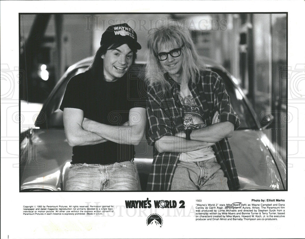 1996 Press Photo Mike Myers and Wayne Campbell in &quot;Wayne&#39;s World&quot; - Historic Images