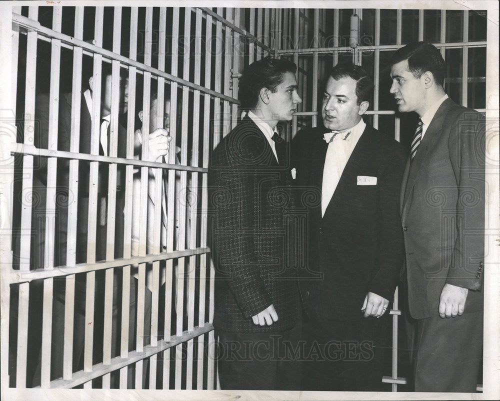 1956 Press Photo Raymond Leonard Vanoskey Richard PradunAnton Kamalick Murderer - Historic Images