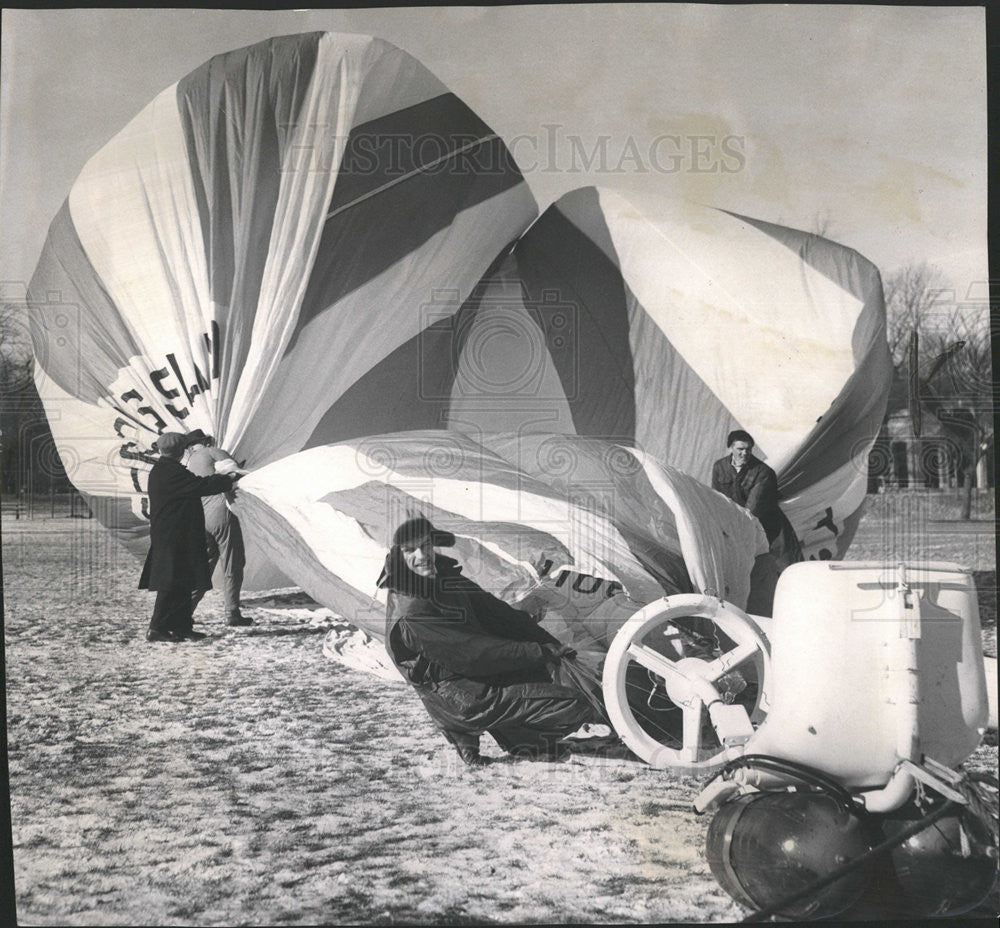 1961 Press Photo Don Piccard balloonist, High winds cancels stunt - Historic Images