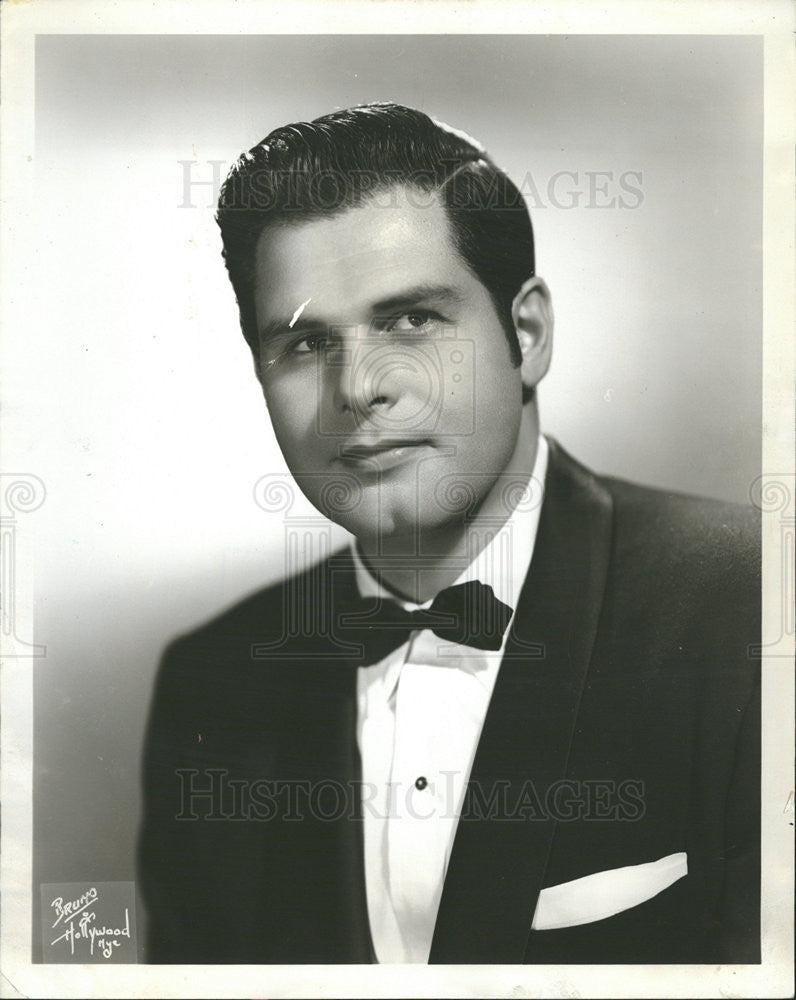 1961 Press Photo Tenor Barry Morell Singing Mark Vittorio Giannini The Harvest - Historic Images