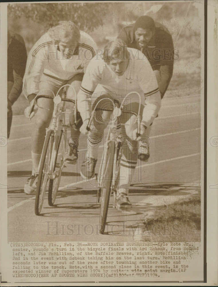 1974 Press Photo Kyle Rote Ard Schenk Jim McMillian  Superstars Events - Historic Images