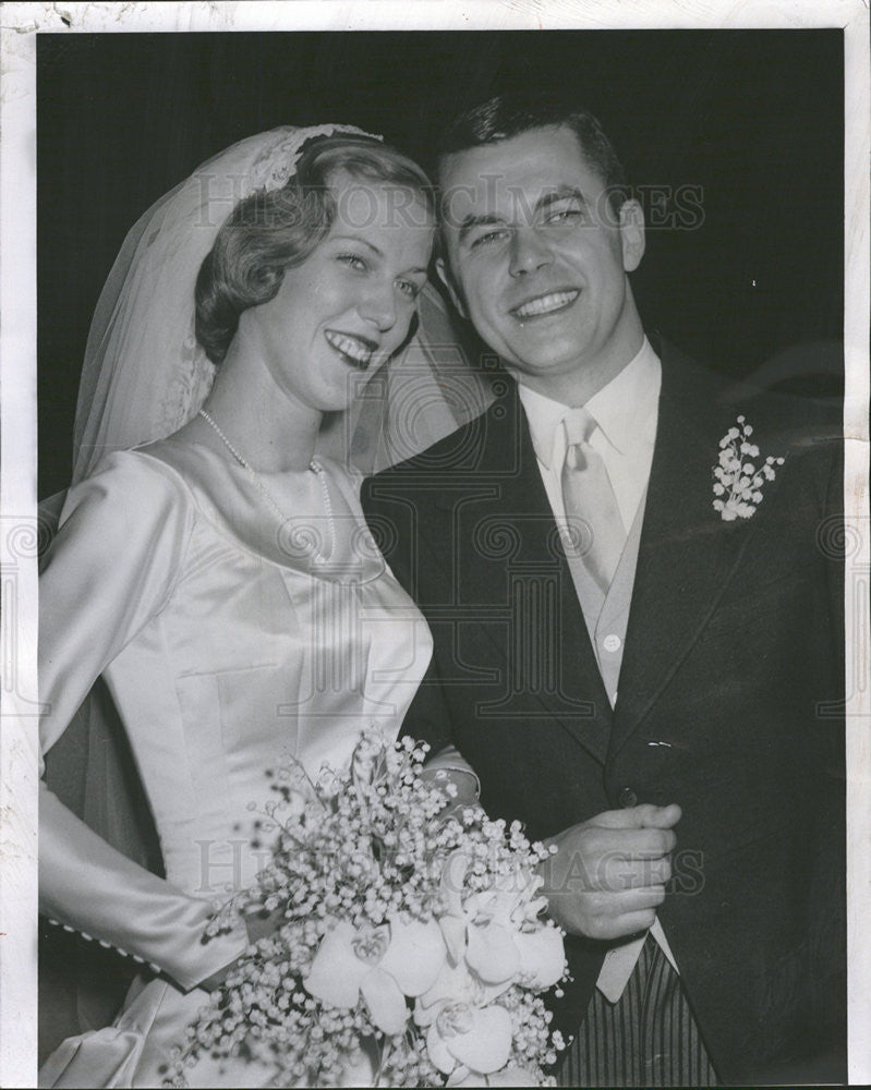 1959 Press Photo Newlyweds Joy Peterkin Rudolph Rasin - Historic Images