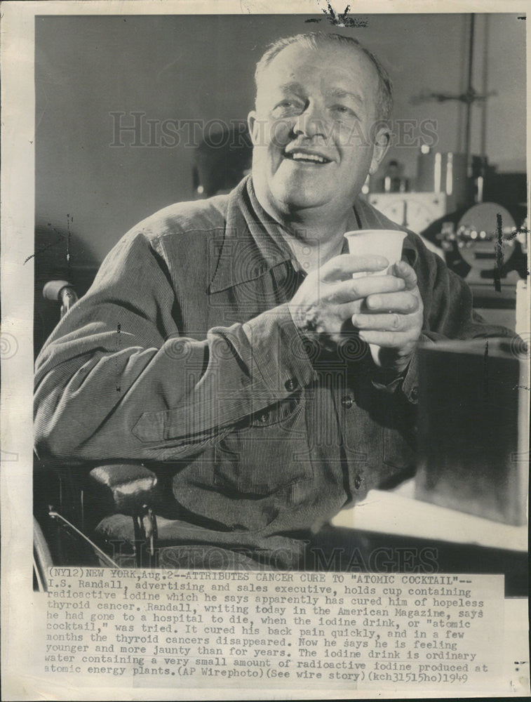 1949 Press Photo I.S. Randall Advertising Executive Cancer Cure Atomic Cocktail - Historic Images