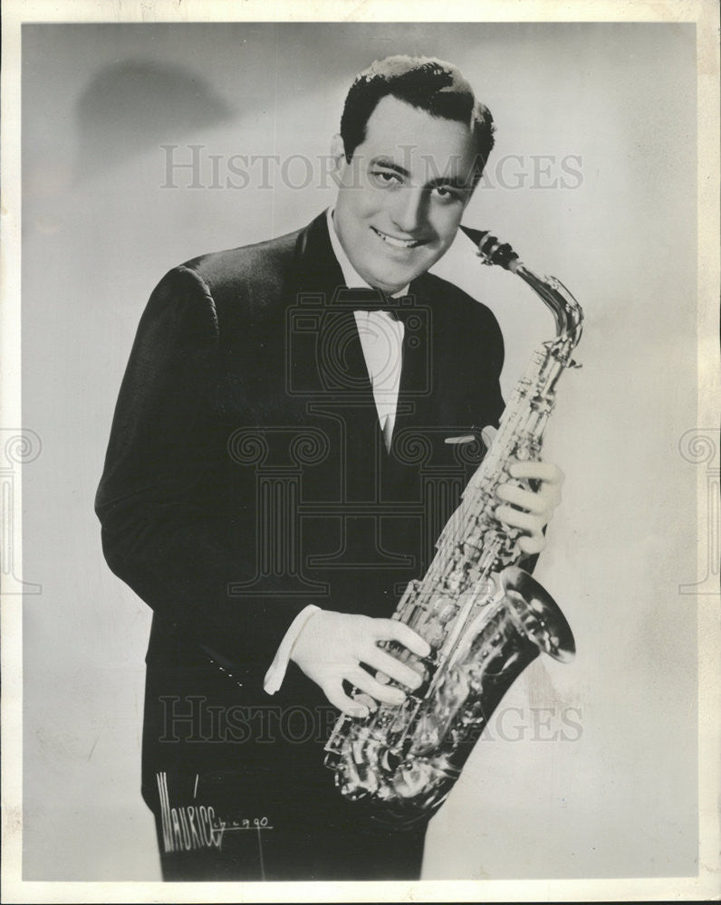 1964 Press Photo Andy Powell Band Vogue Ballroom Saxophonist Musician - Historic Images