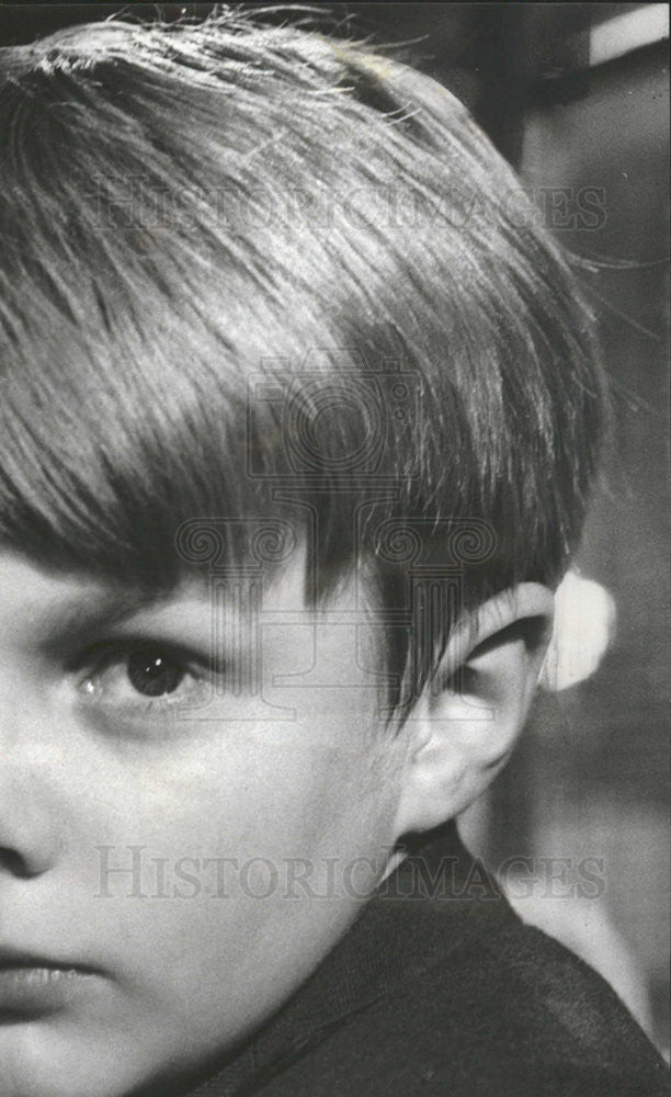 1964 Press Photo Clive Powell stars in Children of the Damned. - Historic Images