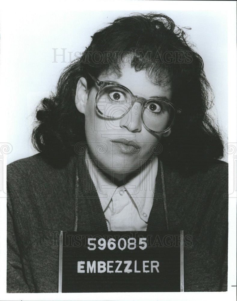 Press Photo Wendie Jo Sperber in her role as Pam Norwell in Women In Prison - Historic Images