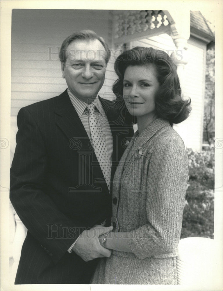 1990 Press Photo Stephanie Zimbalist George Grizzard Caroline? - Historic Images