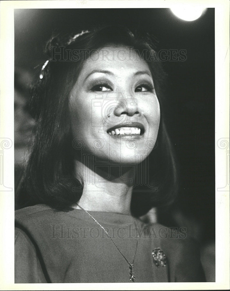 1983 Press Photo  Linda Yu news anchor for WLS-TV in Chicago - Historic Images