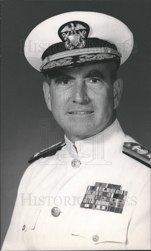 1968 Press Photo Vice Admiral Elmo B Zummalt Jr United States Navy - Historic Images