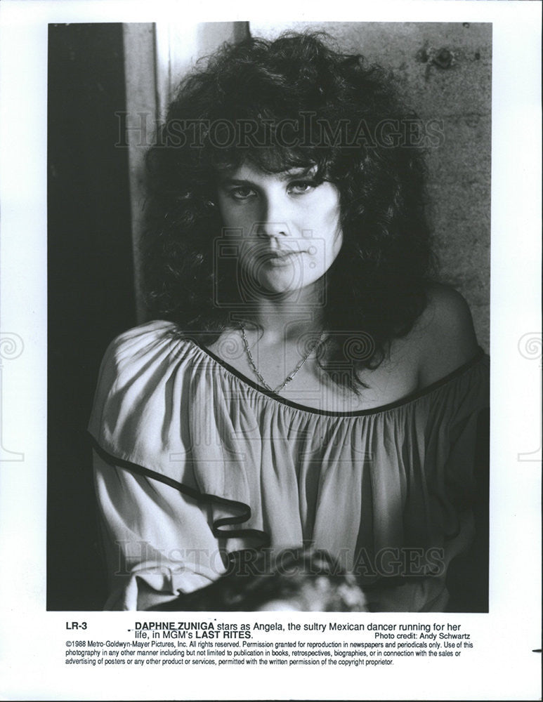 1988 Press Photo Daphne Zuniga,actress - Historic Images