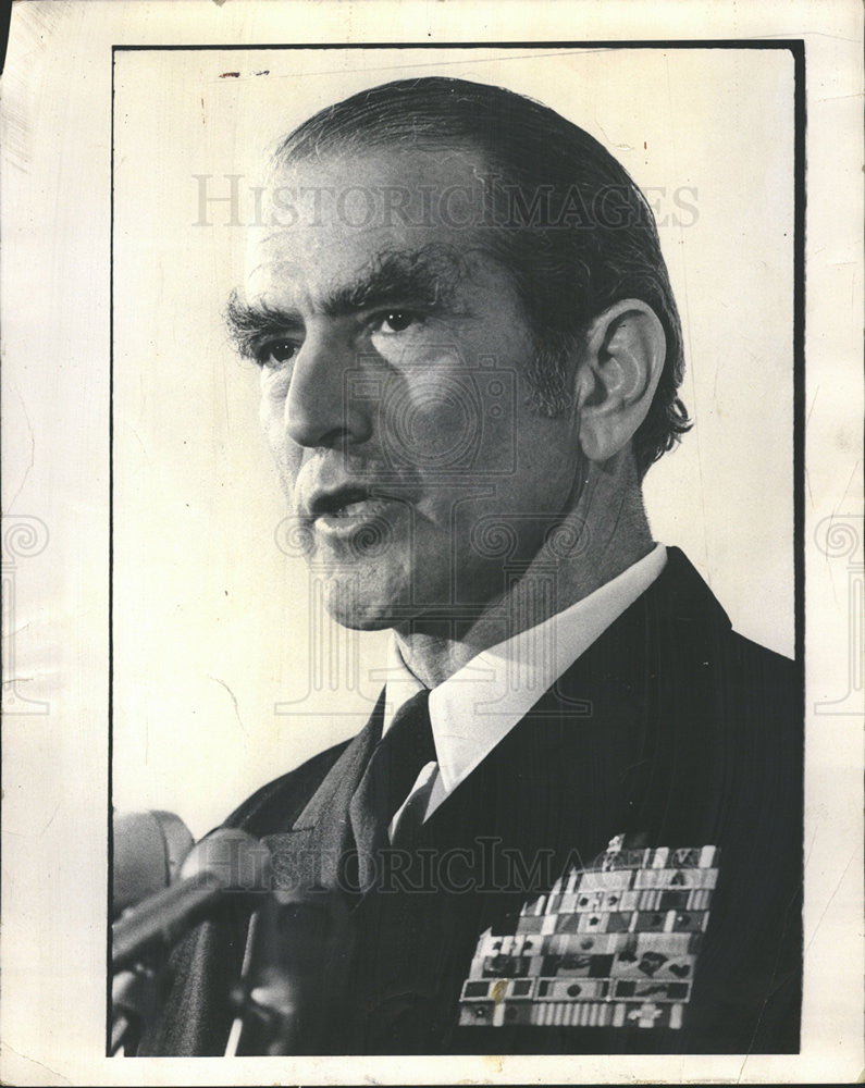 1972 Press Photo Adm Elmo Zuwalt Chief of Naval Operations accused of racism - Historic Images