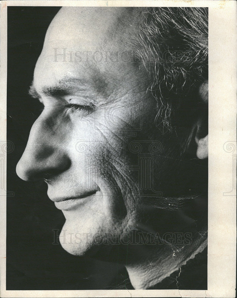 1976 Press Photo Columnist Mike Royko - Historic Images