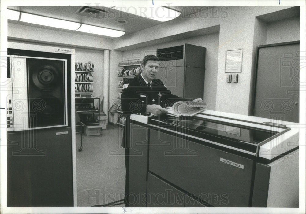 1977 Press Photo Assistant Deputy Police Superintendent James Zurawski - Historic Images