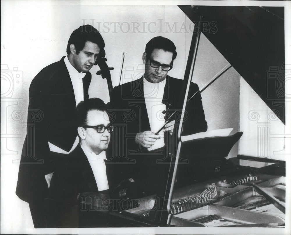 1971 Press Photo Yuval Trio Jonathan York Piano Uri Cranks Violin - Historic Images