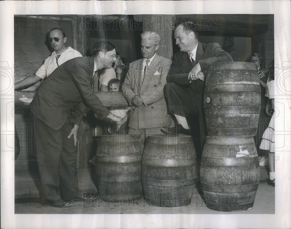 1949 Press Photo Mayor FP Zeidler,Ald AC Hass,Ald MJ McGuire,Milwaukee,Wis - Historic Images