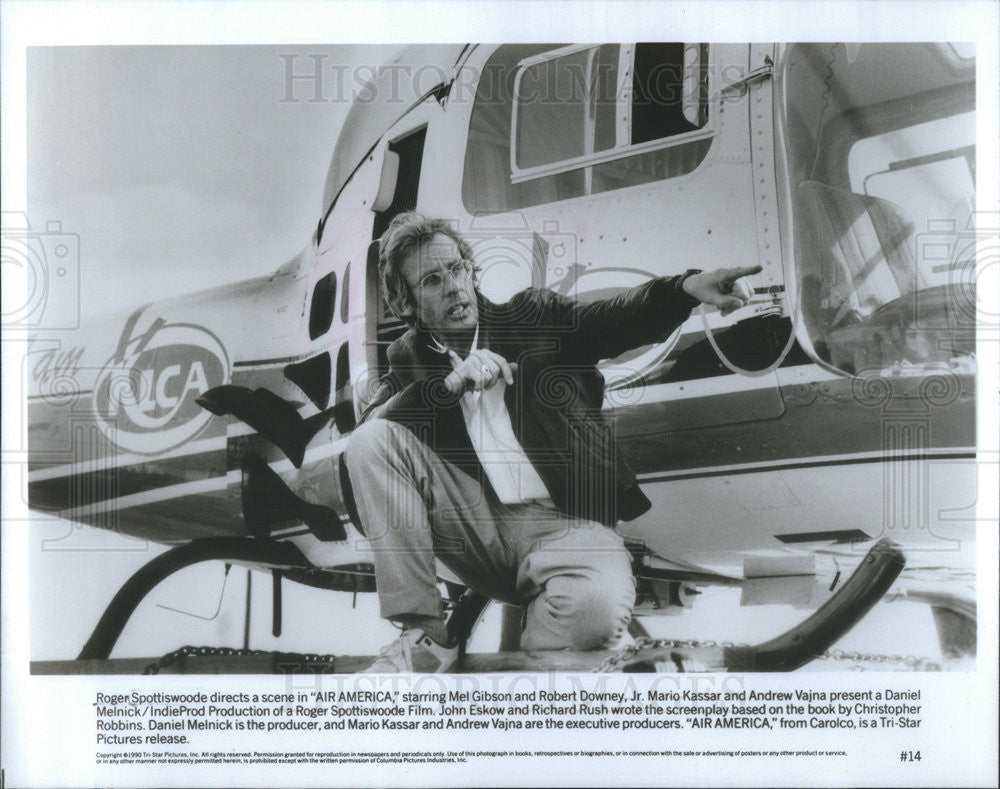 1993 Press Photo Roger Spottiswoode Director Air America - Historic Images