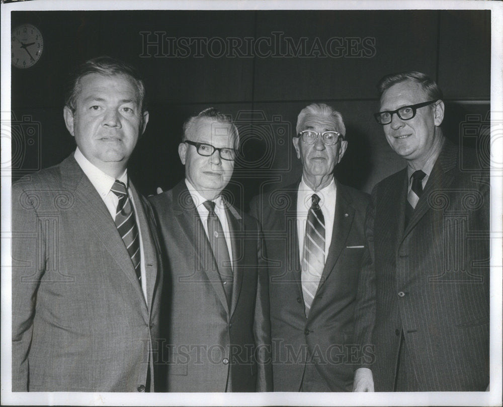 Press Photo 1978 Willis Malone acting Chancellor of the Cardondale campus - Historic Images