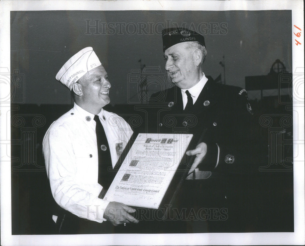 1959 Press Photo Russell Root Honored Service American Legion John Paukstis Cook - Historic Images