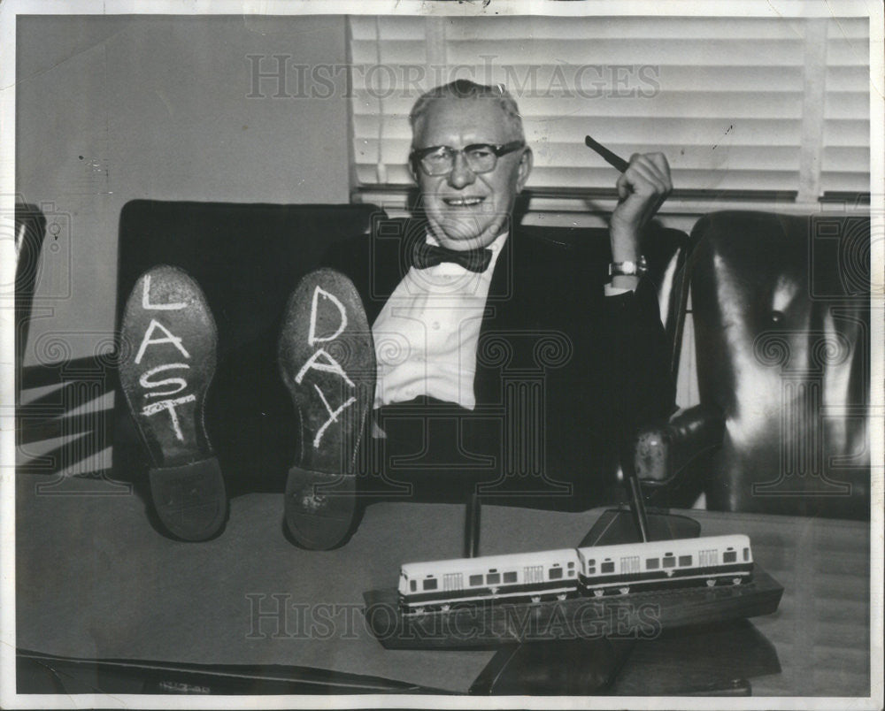 1964 Press Photo Walter McCarter General Manager Chicago Transit Authority - Historic Images